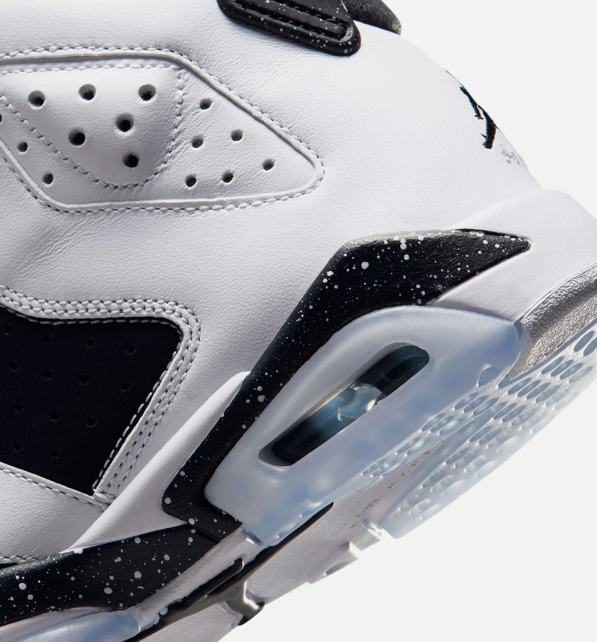 Air Jordan 6 Retro Black & White Grade School Lifestyle Shoe
