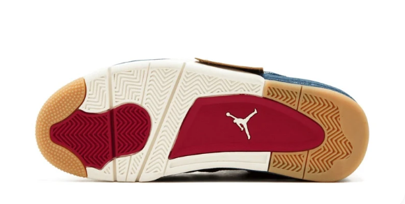 Air Jordan 4 Retro NRG × Levi’s