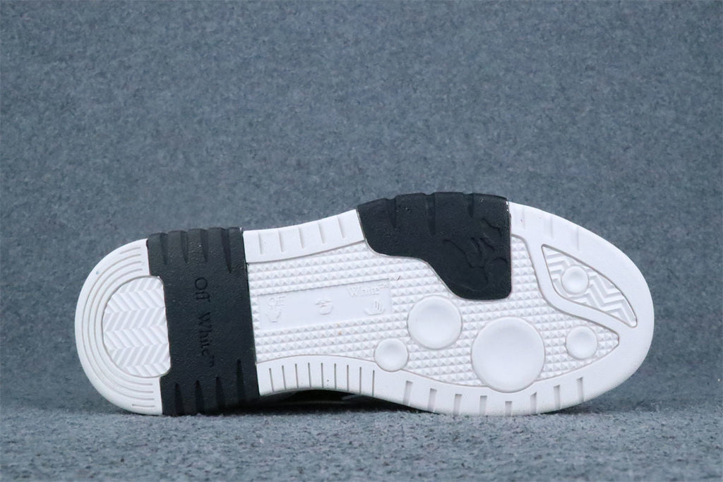Off-White Out of Office 'White Black'