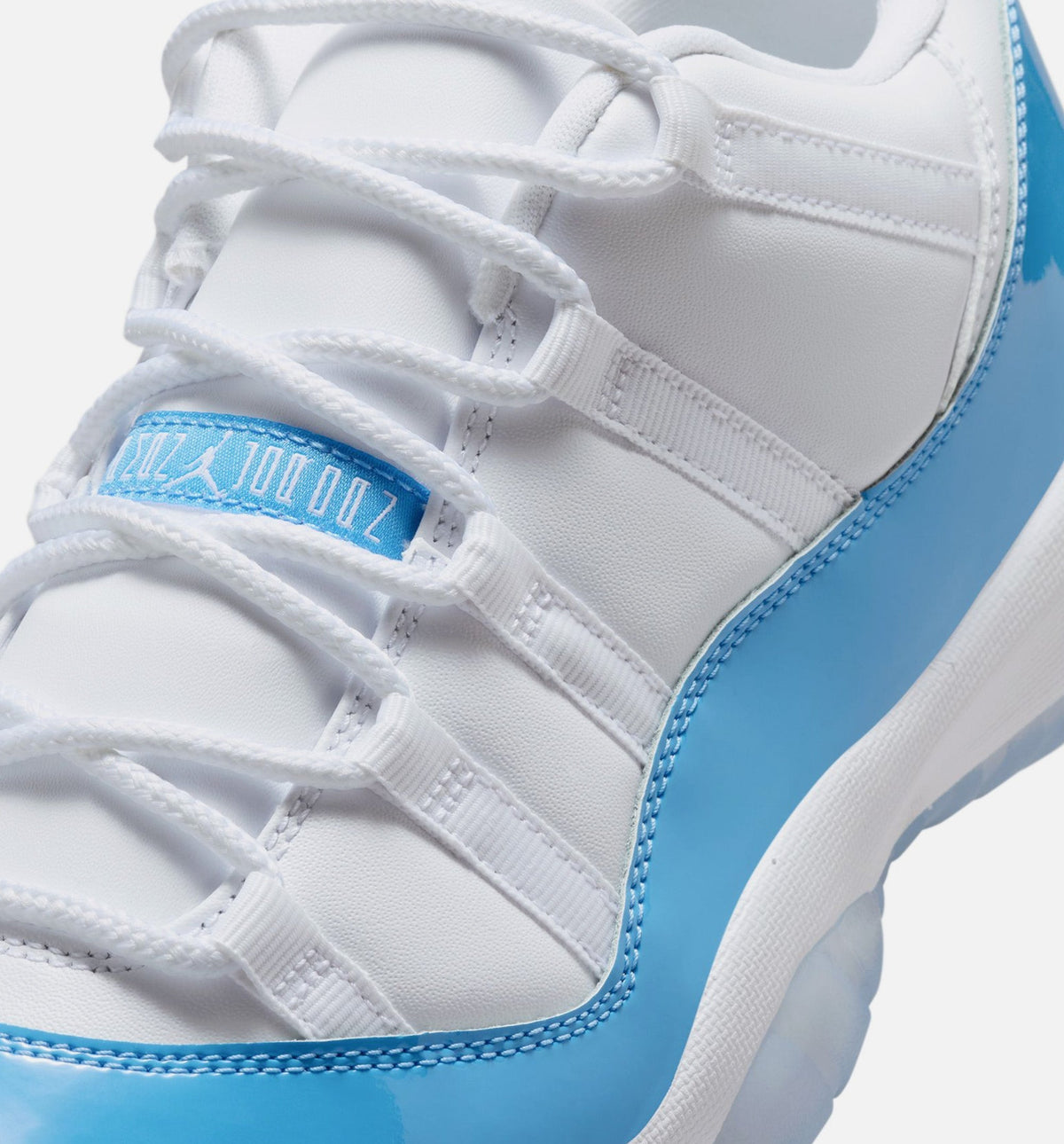 Air Jordan 11 Retro Low University Blue – Men's Lifestyle Shoe in White/University Blue/Black