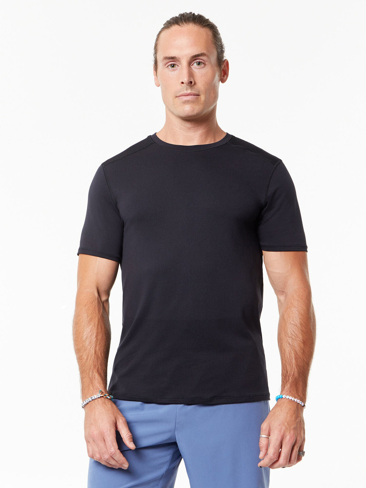 BREEZE SEAMLESS TEE BLACK