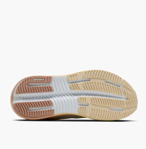 Women's Ghost Max 4 Wide