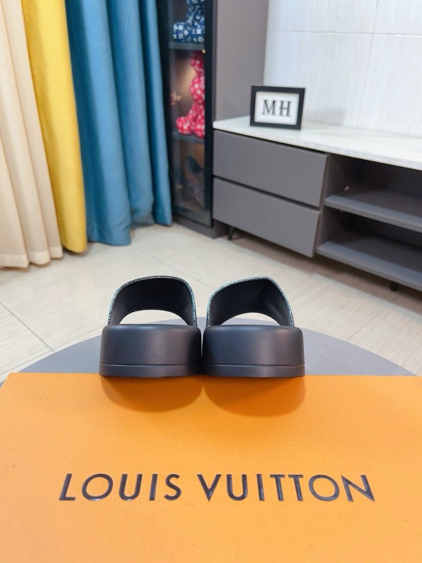 Louis Vuitton Men's Patterned Strap Slide Sandals - Black and Dark Brown