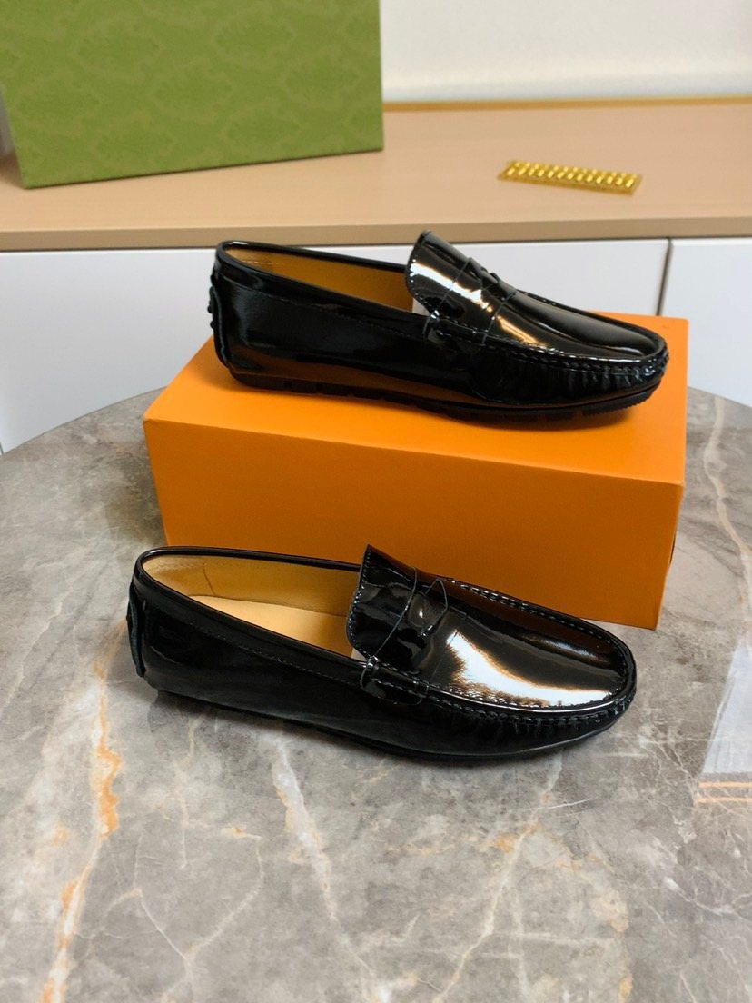 Louis Vuitton Men's Black Leather Loafers - Tan Interior