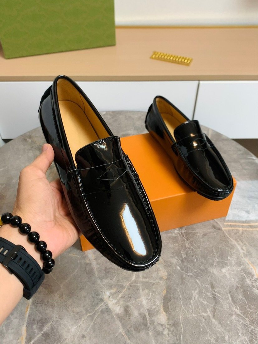 Louis Vuitton Men's Black Leather Loafers - Tan Interior