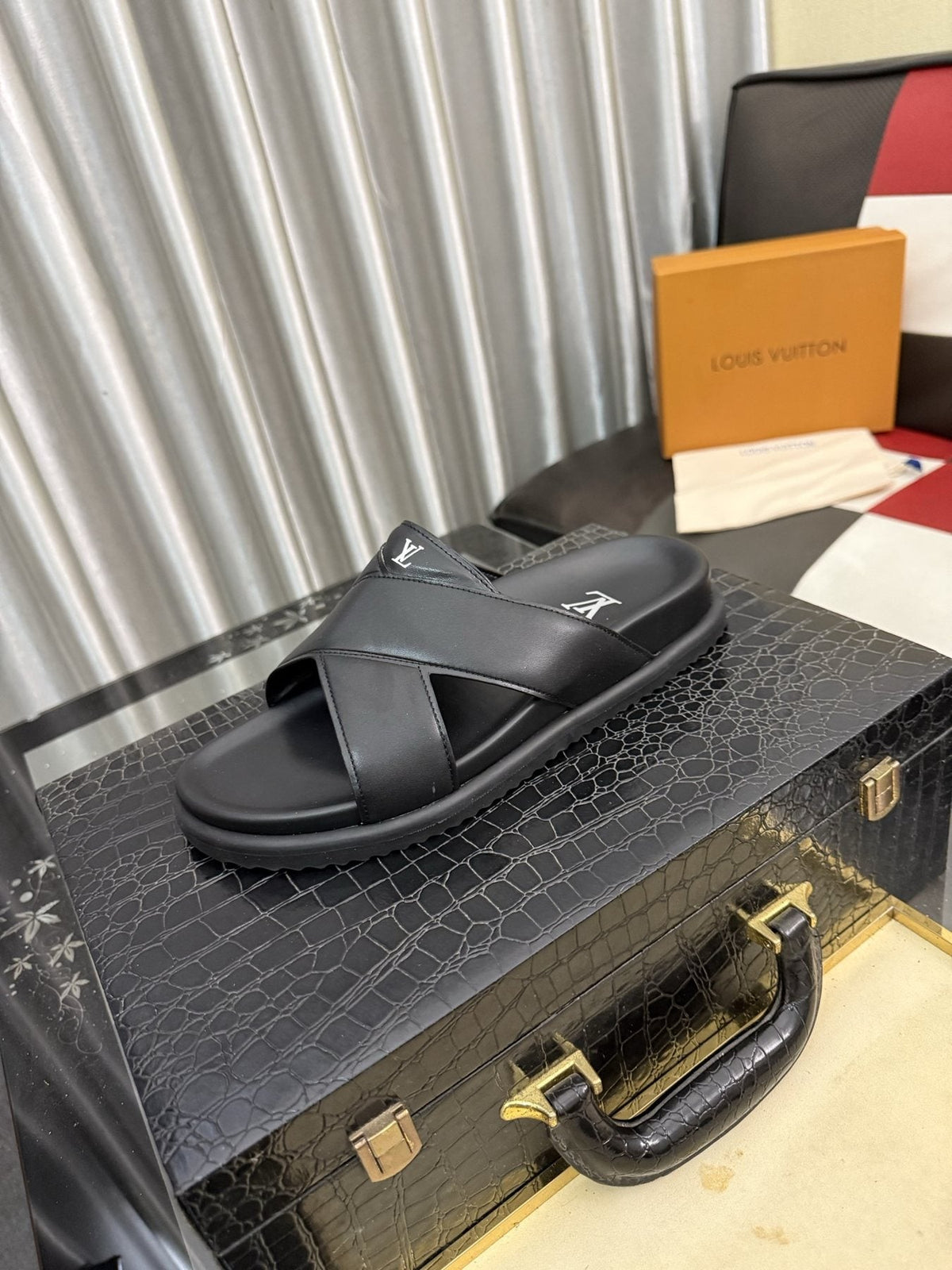 Louis Vuitton Crossover Slide Sandals - Open Toe