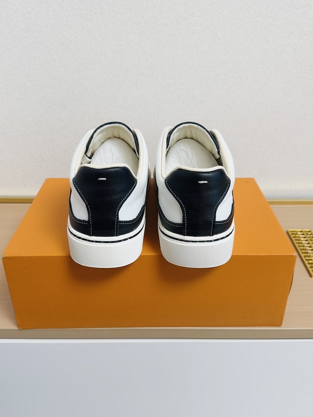 Bally Men's Contrast-Panel Low-Top Sneakers
