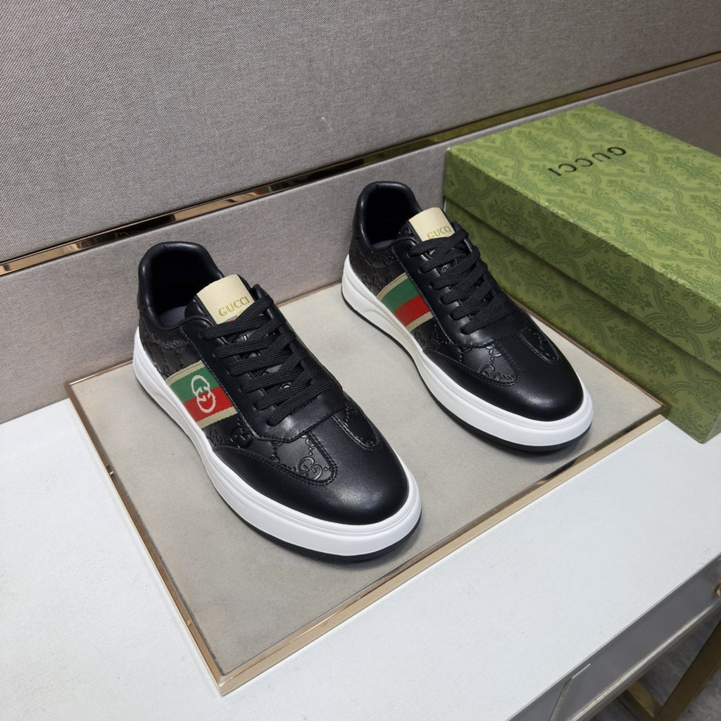 Gucci Men's Green-Red Stripe Low-Top Sneakers