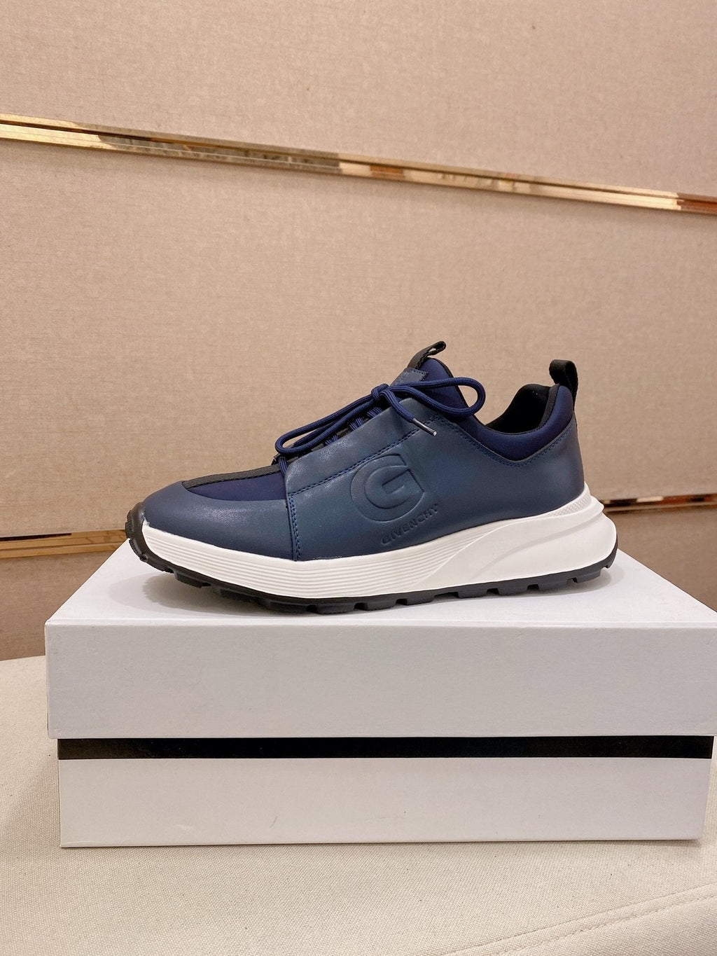 Givenchy Low-Top Lace-Up Sneakers